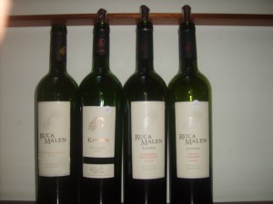Os vinhos Juca Malén são importados pela Hannover - tel 011 2638 0881