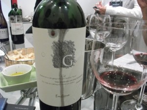  "G" Biodinâmico, utiliza as melhores uvas do "Coyam" e levaSyrah, Carménère, Cabernet Sauvifnon e Merlot