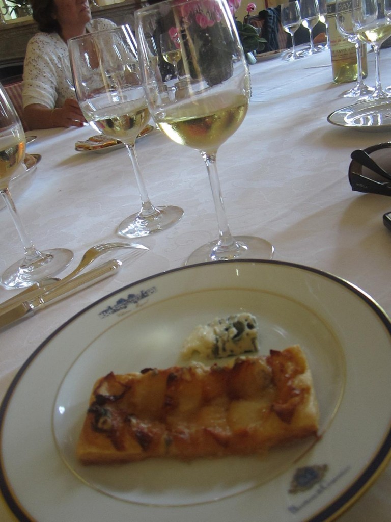 Harmonização: torta de maçã e queijo Roquefort (duas possibilidades de harmonização com vinhos licorosos)