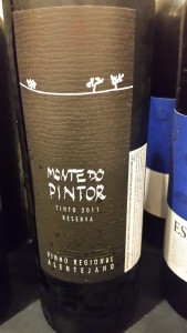 Monte do Pintor, um Alentejano de perfil clássico de minúscula produção também participou da degustação. Conta com importador no Brasil.